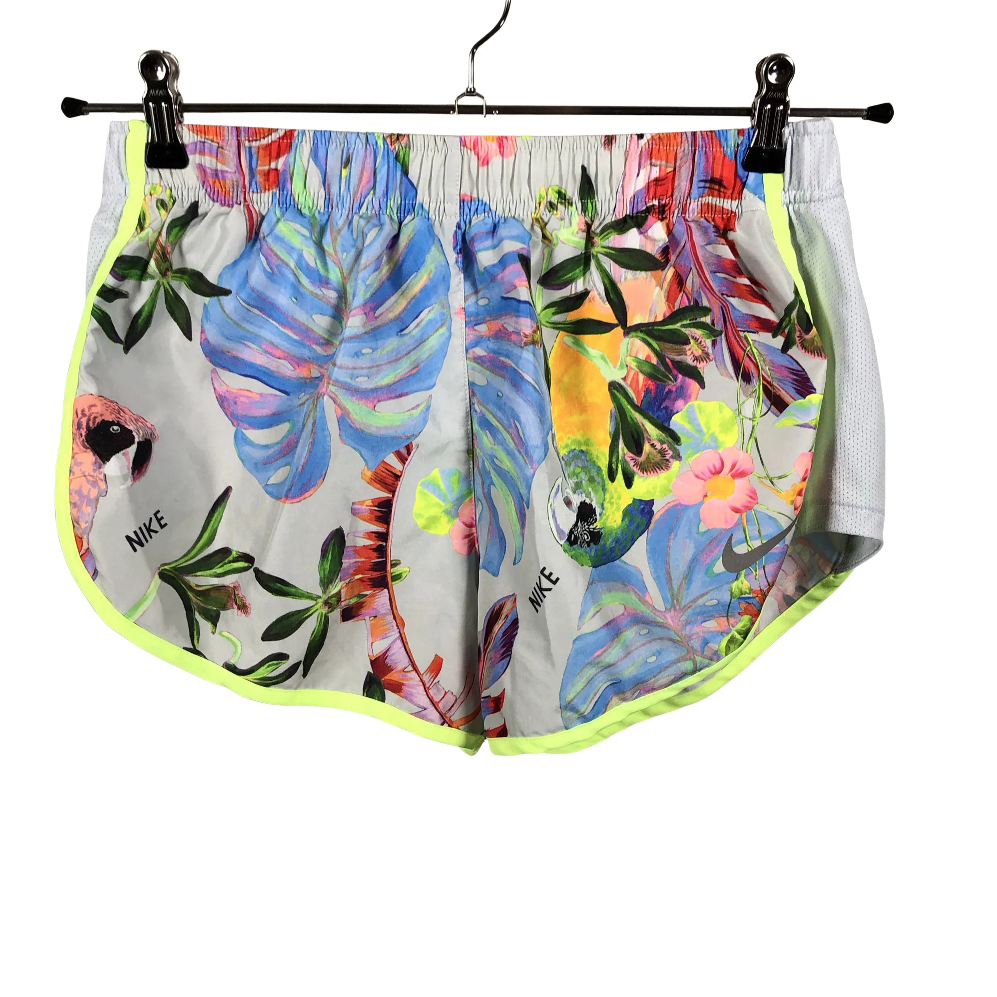 Urheilushortsit, koko 38